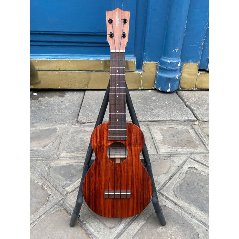 UKULELE KAMAKA SOPRANO HF-1 KOA HAWAIIEN EN ETUI