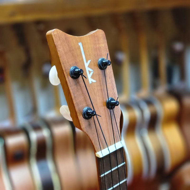 UKULELE KAMAKA CONCERT HF-2 KOA HAWAIIEN EN ETUI