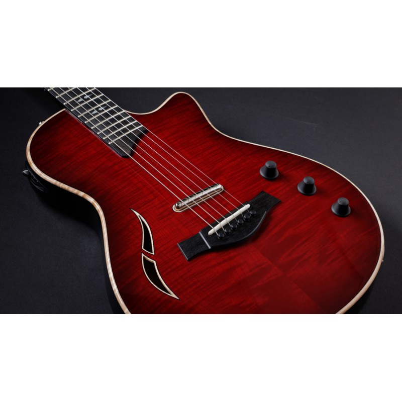 GUITARE ELECTRIQUE TAYLOR T5Z PRO CAYENNE RED ARMREST