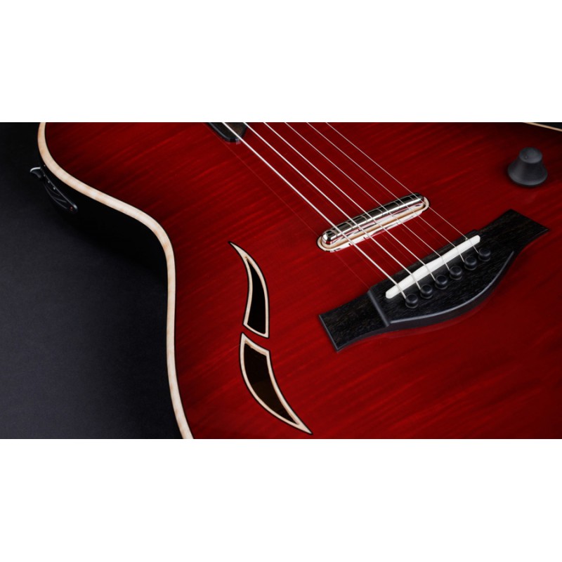 GUITARE ELECTRIQUE TAYLOR T5Z PRO CAYENNE RED ARMREST