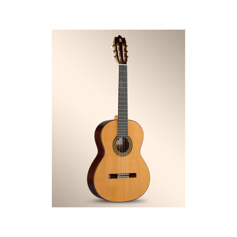 GUITARE ALHAMBRA 4P CEDRE